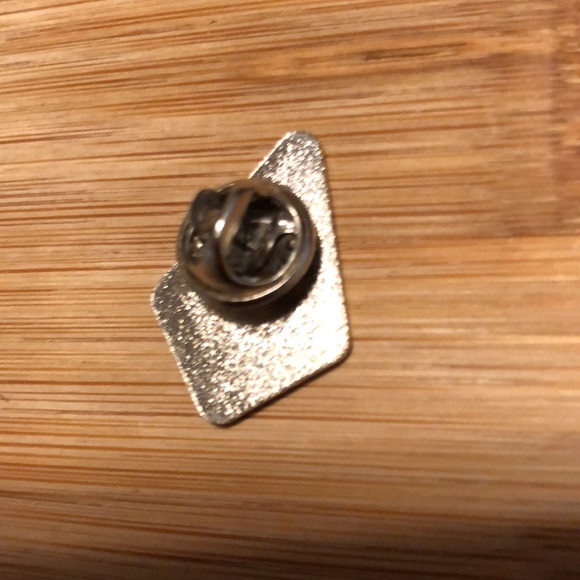 Sweet tree pin - Picture 2 of 3